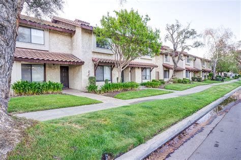 Floor Plans of Riverwoods Apartments in Madera, CA